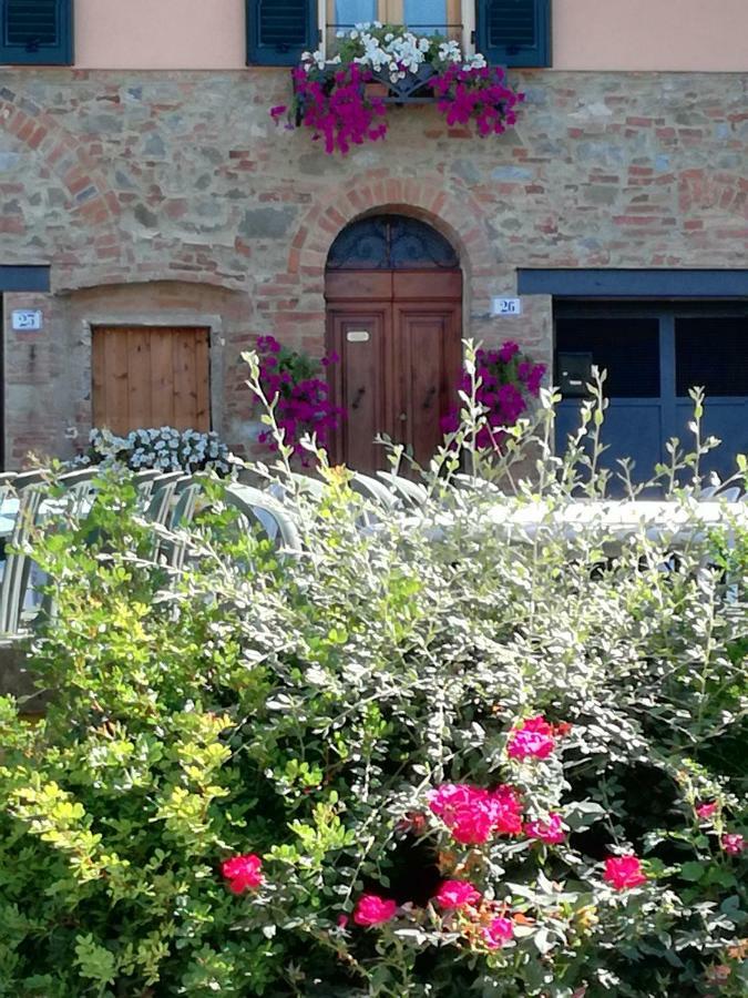 Tuscany Life Terricciola Exterior photo